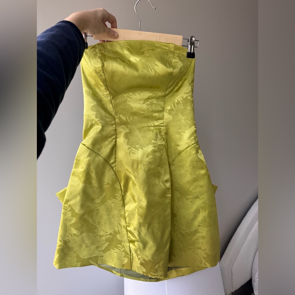 Green Strapless Structured Dress - image 5